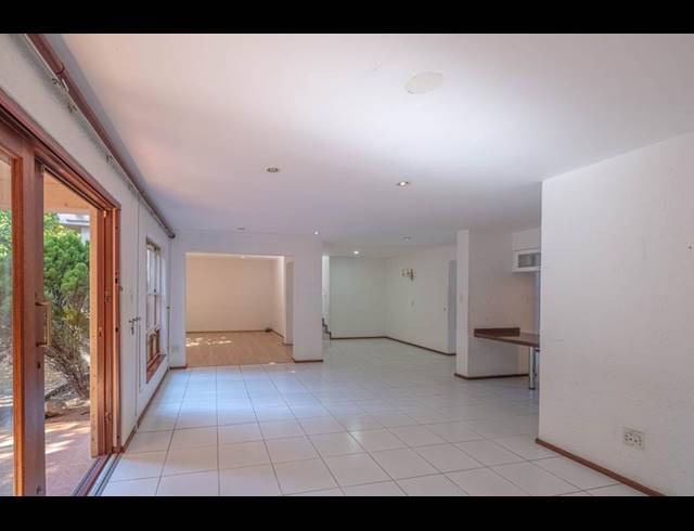 4 BEDROOM DUPLEX FOR SALE IN BRUMA